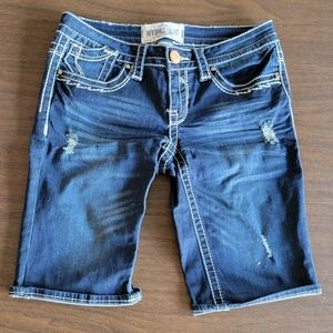 Hydraulic Bermuda Shorts